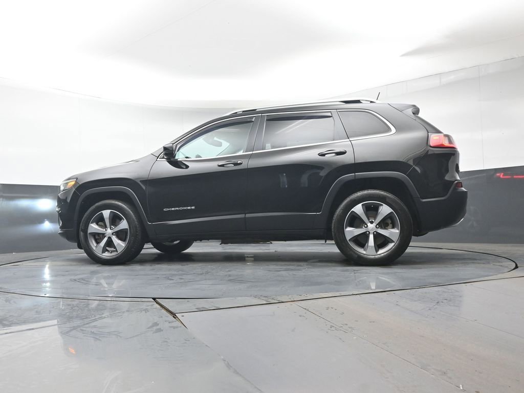 Used 2019 Jeep Cherokee Limited image 28