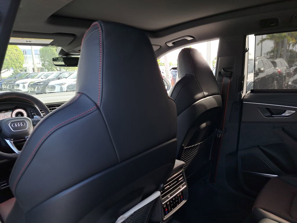 New 2026 Audi RS Q8 performance image 25