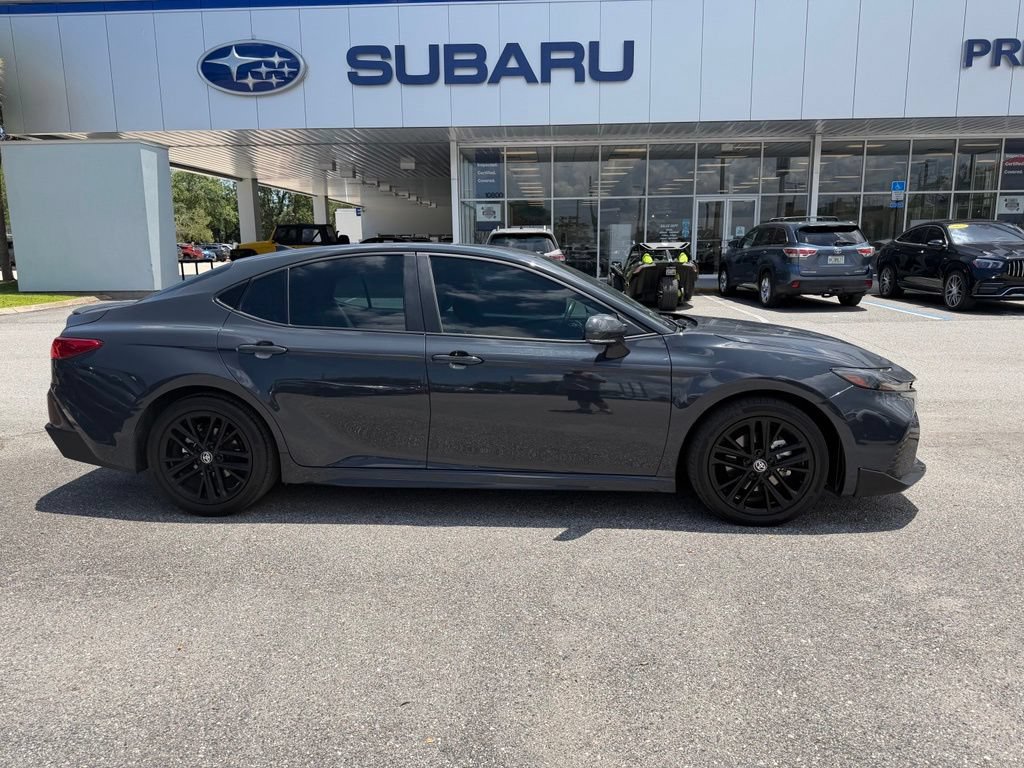Used 2025 Toyota Camry SE FWD video 2