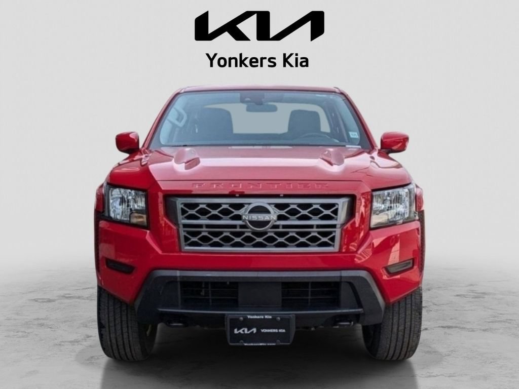 Used 2023 Nissan Frontier SV AWD/4WD image 3