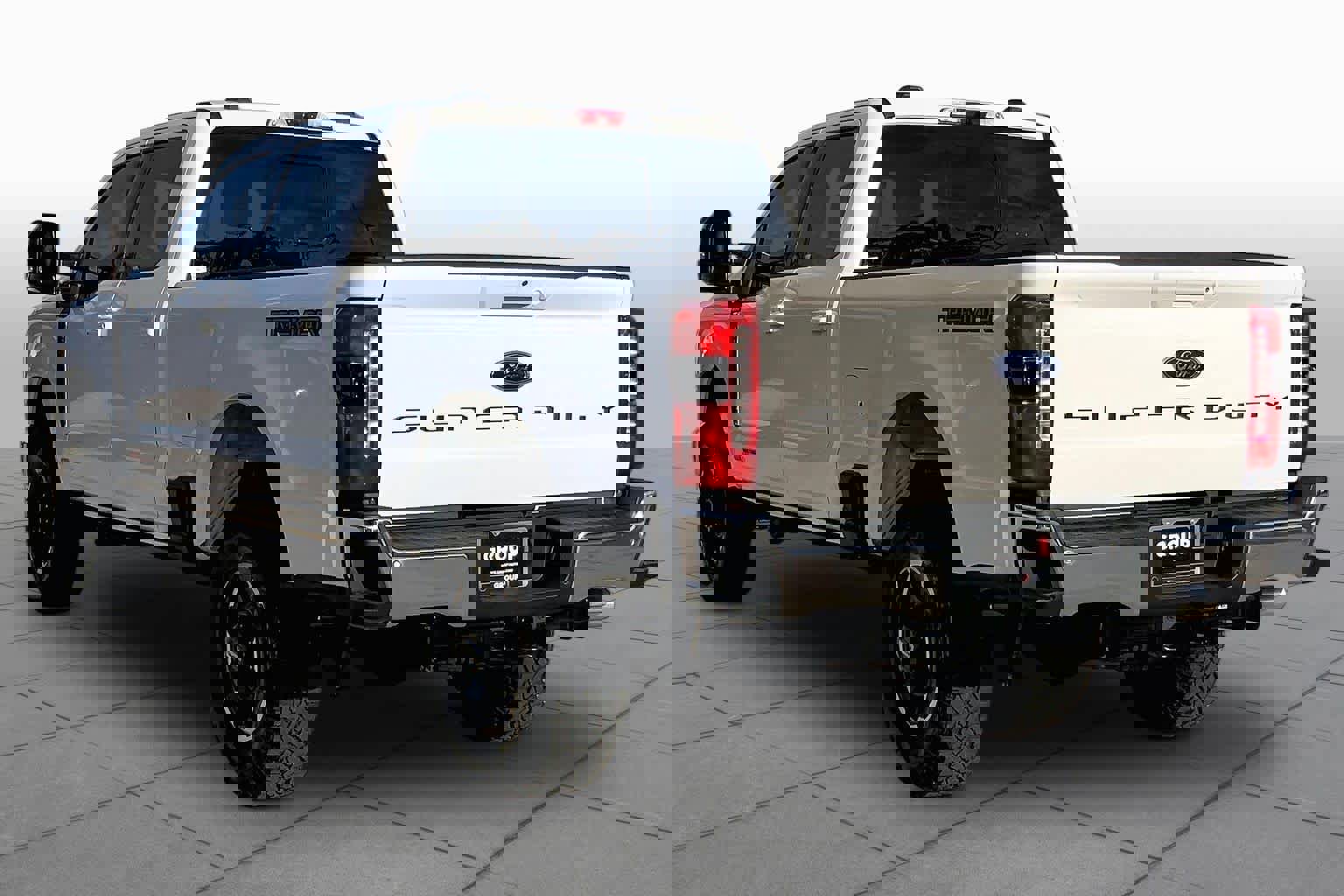 Used 2026 Ford F250 Lariat w/ Tremor Off-Road Package image 12