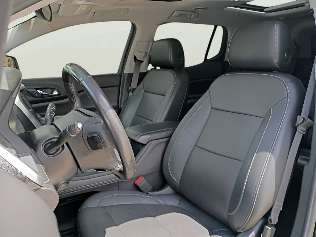 Used 2020 GMC Acadia SLT w/ Premium Package image 3