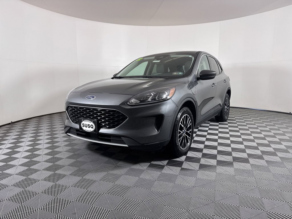 Certified 2022 Ford Escape SE w/ Cold Weather Package image 18