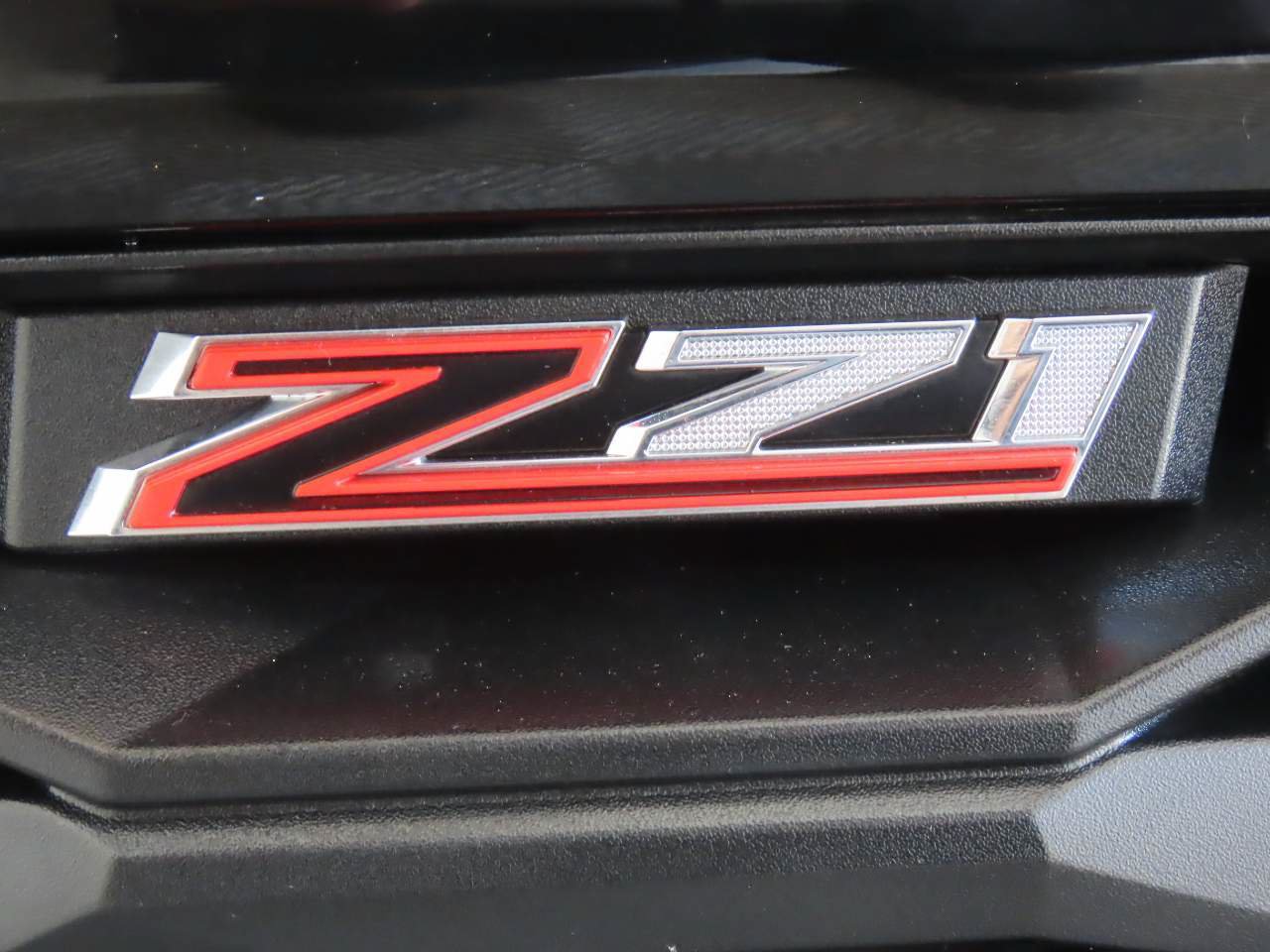 Used 2024 Chevrolet Colorado Z71 w/ Z71 Convenience Package 2 AWD/4WD image 18