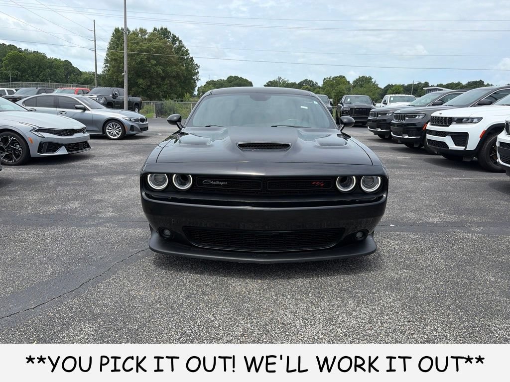 Used 2022 Dodge Challenger R/T Scat Pack RWD image 2