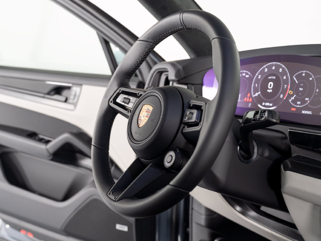 New 2026 Porsche Cayenne GTS AWD/4WD image 31