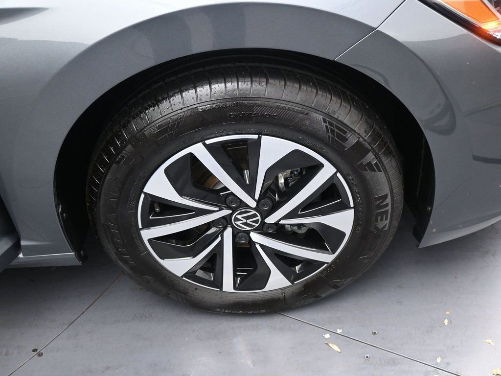 Used 2024 Volkswagen Jetta S image 40