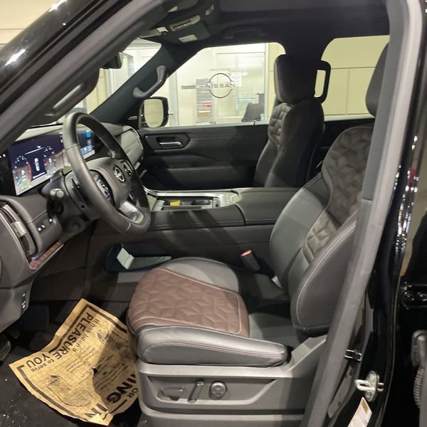 Used 2025 Nissan Armada Platinum image 2