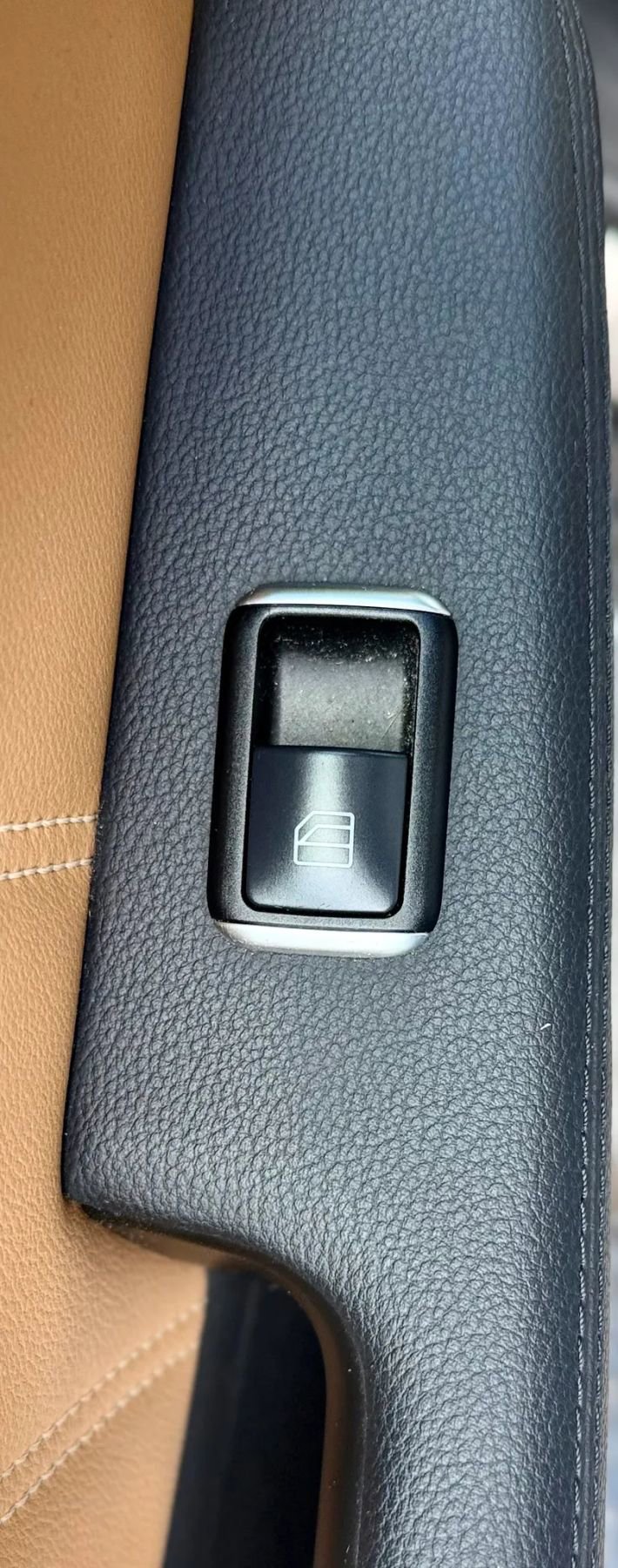 Used 2012 Mercedes-Benz E 350 BlueTEC Sedan image 30