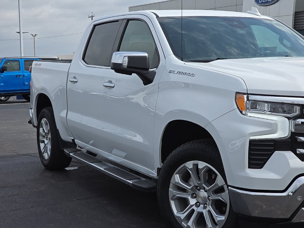 Used 2024 Chevrolet Silverado 1500 LTZ w/ LTZ Convenience Package II AWD/4WD image 68