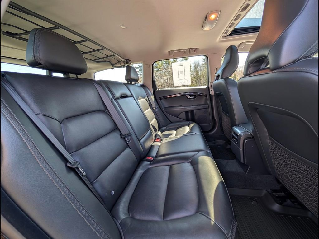 Used 2016 Volvo XC70 T5 Premier w/ Proximity Package AWD/4WD image 16
