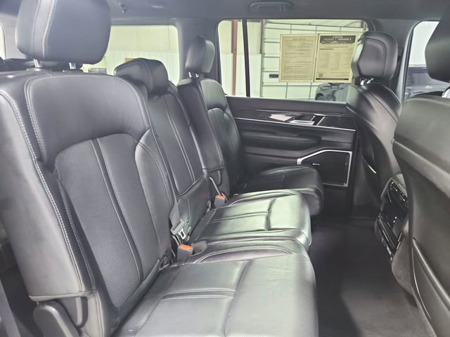 Used 2022 Jeep Wagoneer Series II RWD image 46