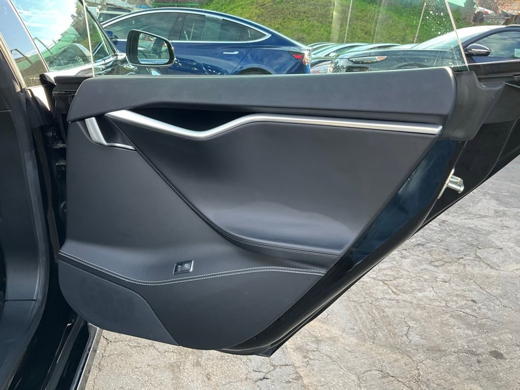 Used 2017 Tesla Model S 75 image 56