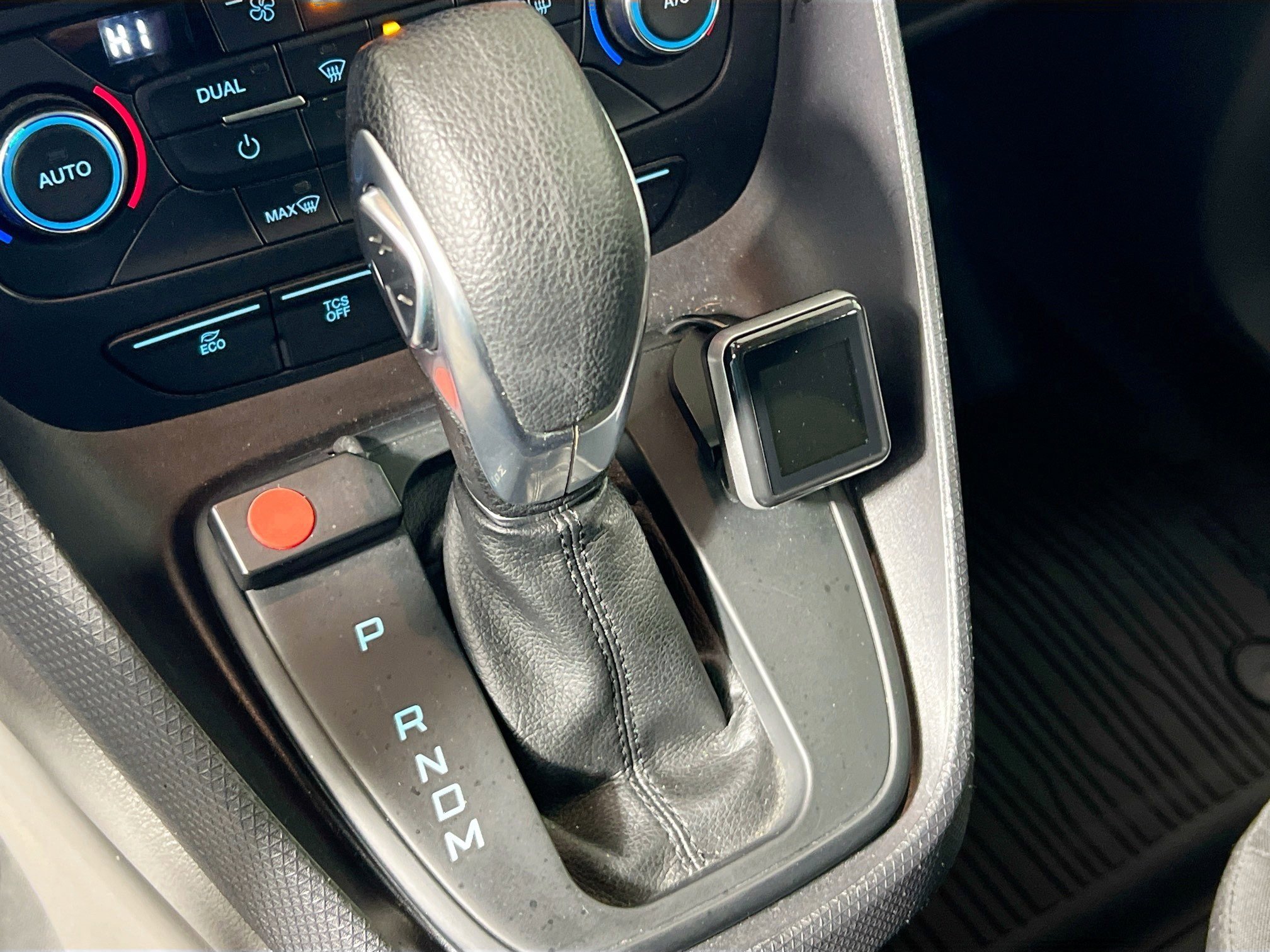 Used 2021 Ford Transit Connect XL image 24