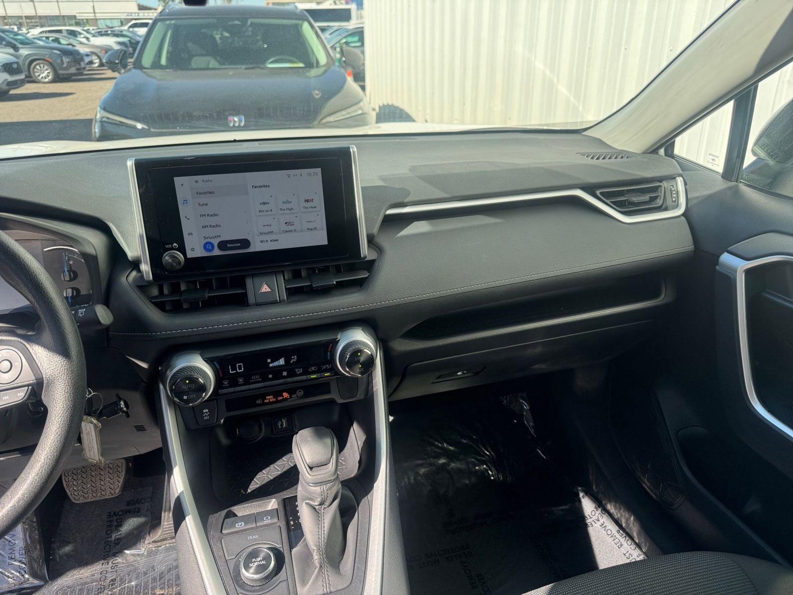 Used 2025 Toyota RAV4 LE image 34