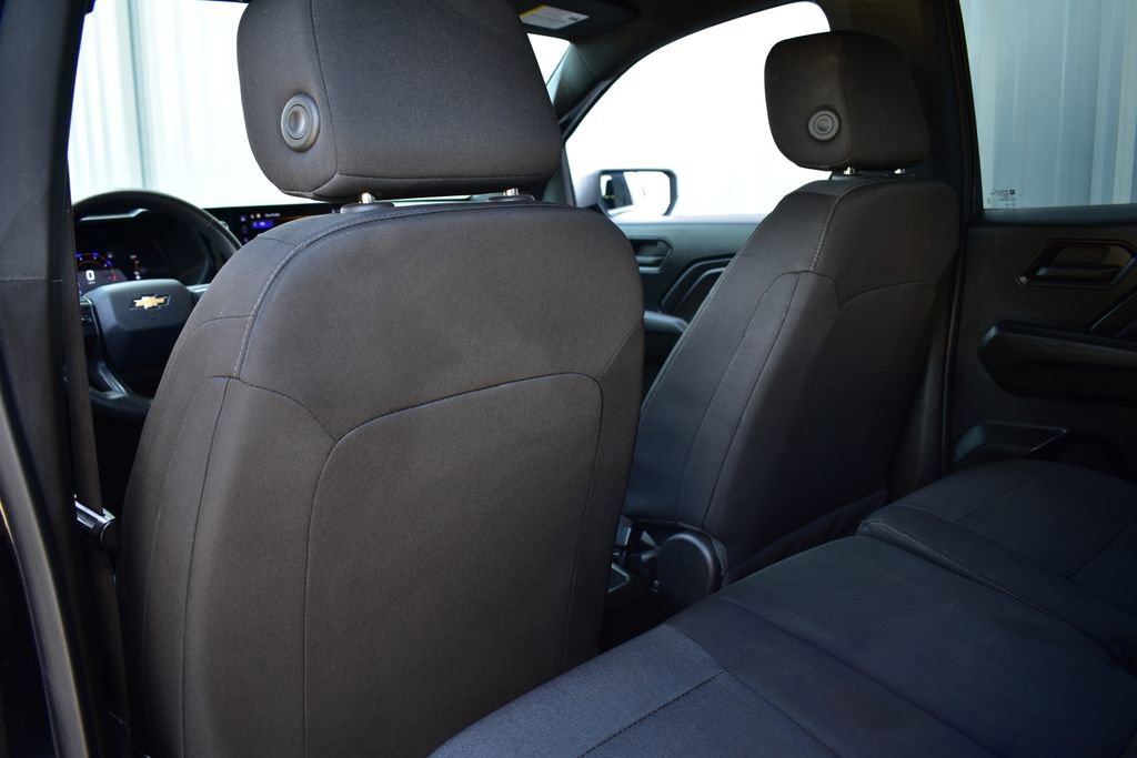 Used 2023 Chevrolet Colorado W/T RWD image 23
