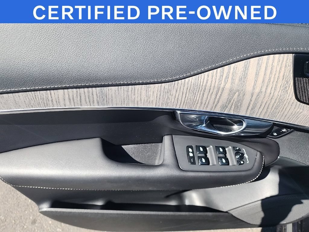 Certified 2023 Volvo XC90 T8 Ultimate AWD/4WD image 11