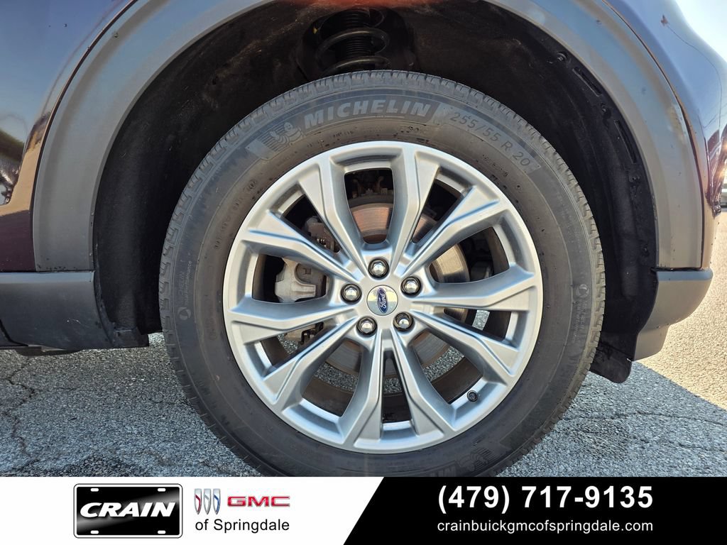 Used 2023 Ford Explorer XLT w/ Equipment Group 202A AWD/4WD image 32