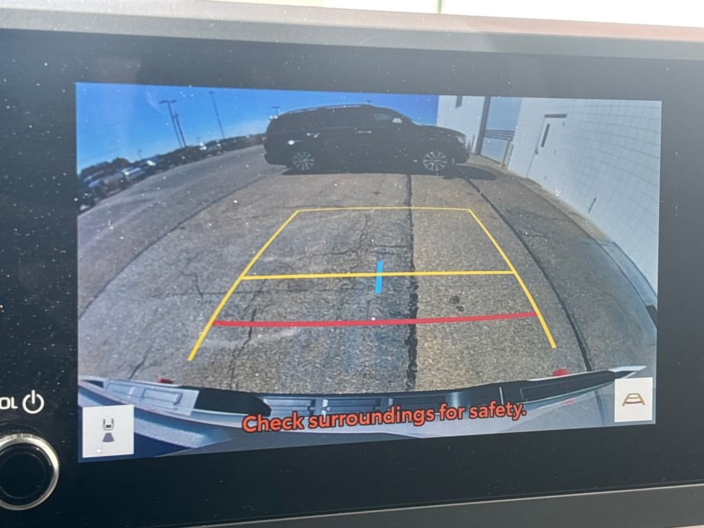 Used 2024 Toyota Tacoma TRD Off-Road image 11