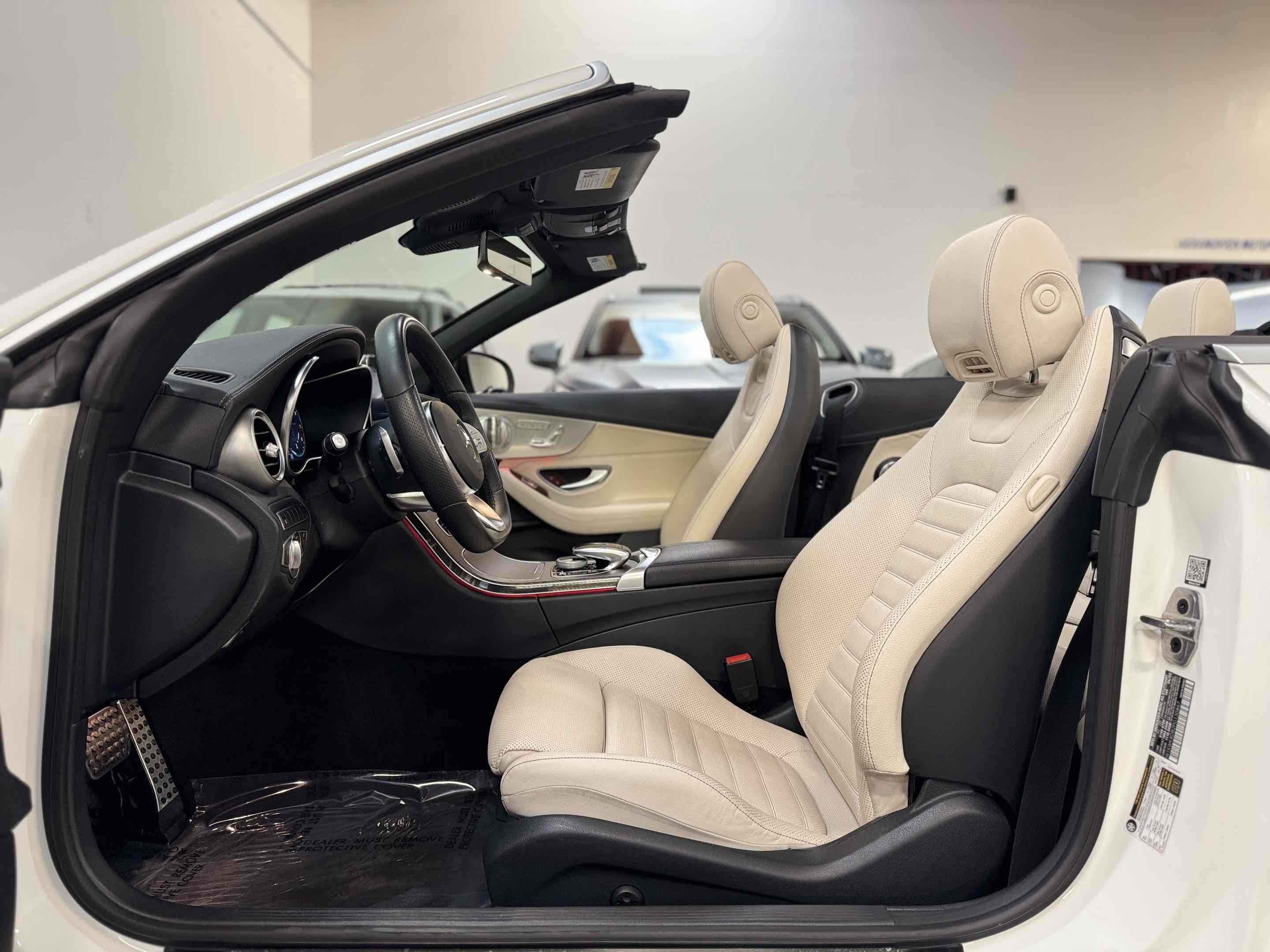 Used 2023 Mercedes-Benz C 300 Cabriolet image 86