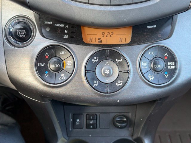 Used 2009 Toyota RAV4 Limited w/ Limited Extra Value Pkg AWD/4WD image 19