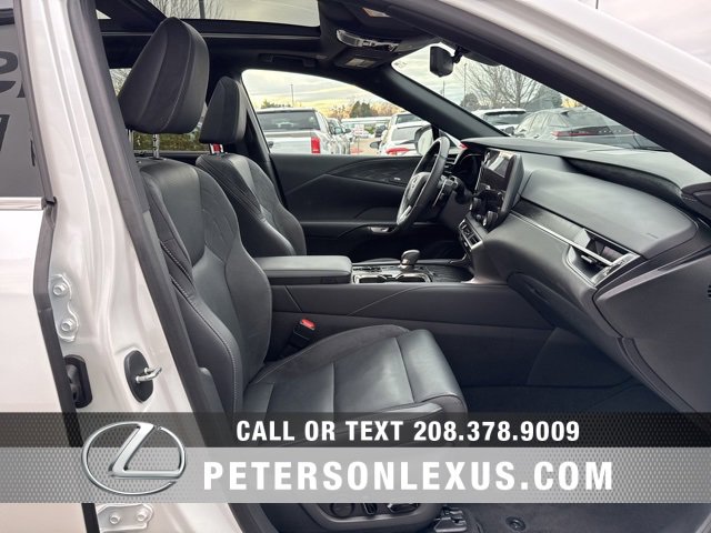 Used 2024 Lexus RX 350 AWD image 12