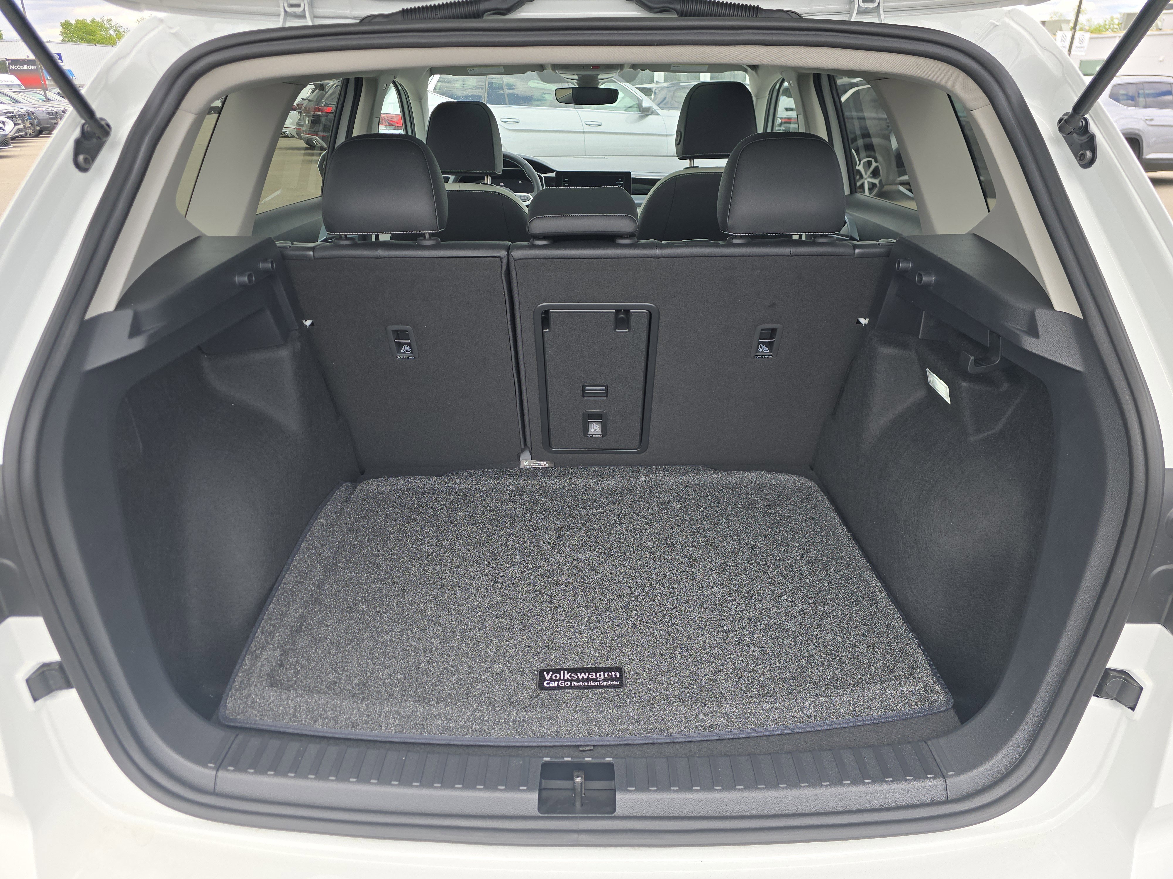 New 2026 Volkswagen Taos SE AWD/4WD image 16
