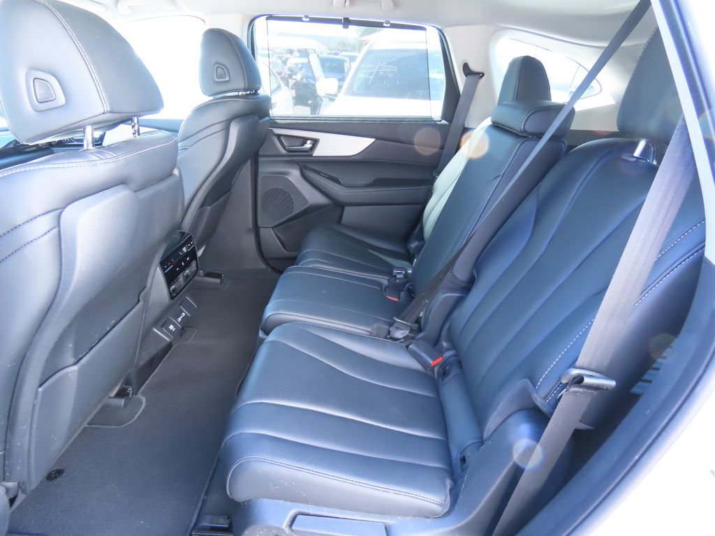 Used 2023 Acura MDX SH-AWD w/ Technology Package image 11