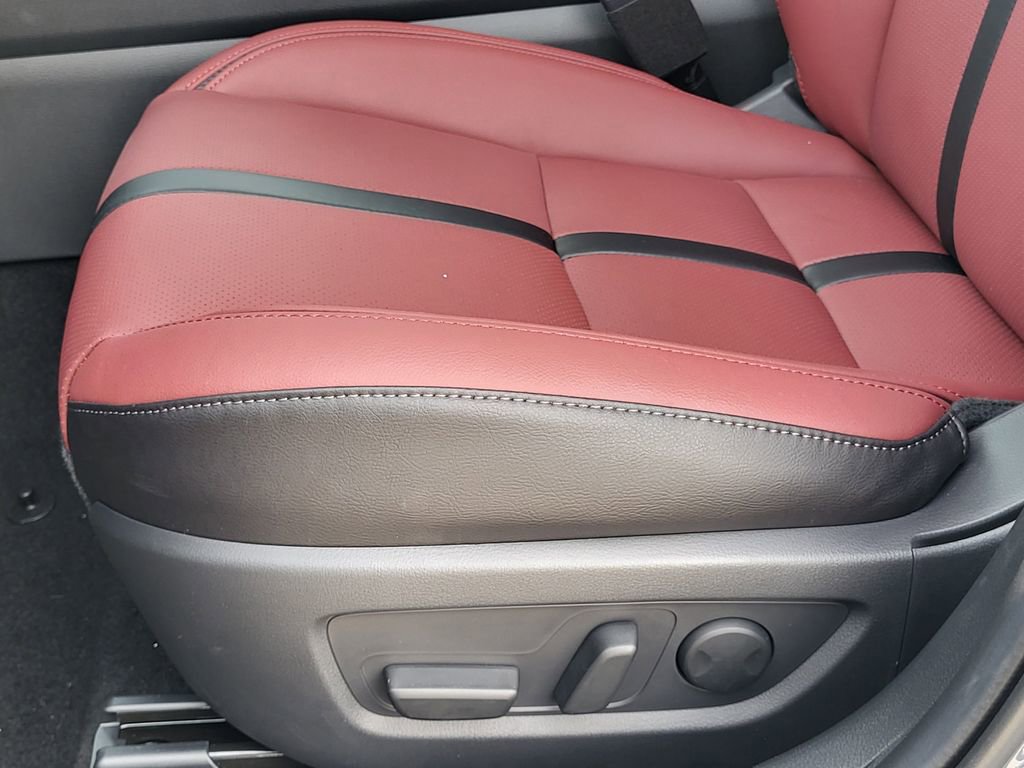 New 2026 MAZDA CX-50 AWD 2.5 Hybrid w/ Cargo Package image 17