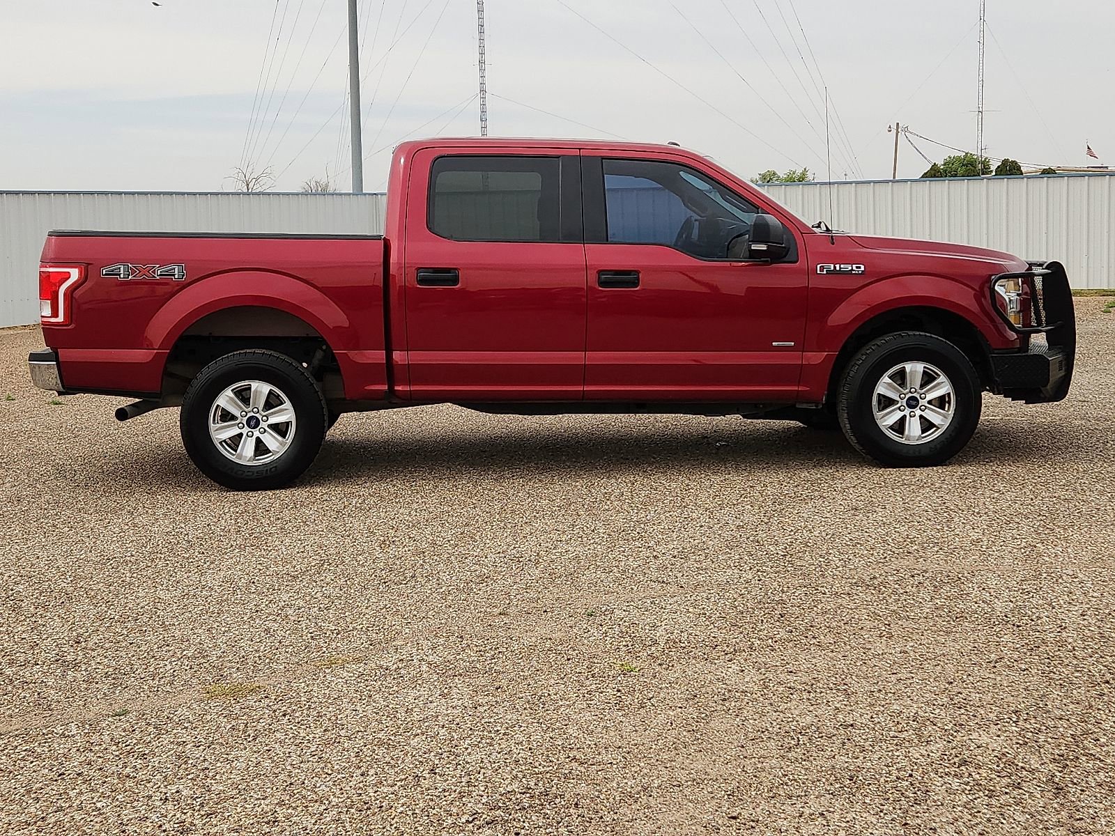 Used 2015 Ford F150 XLT w/ Equipment Group 301A Mid AWD/4WD image 5