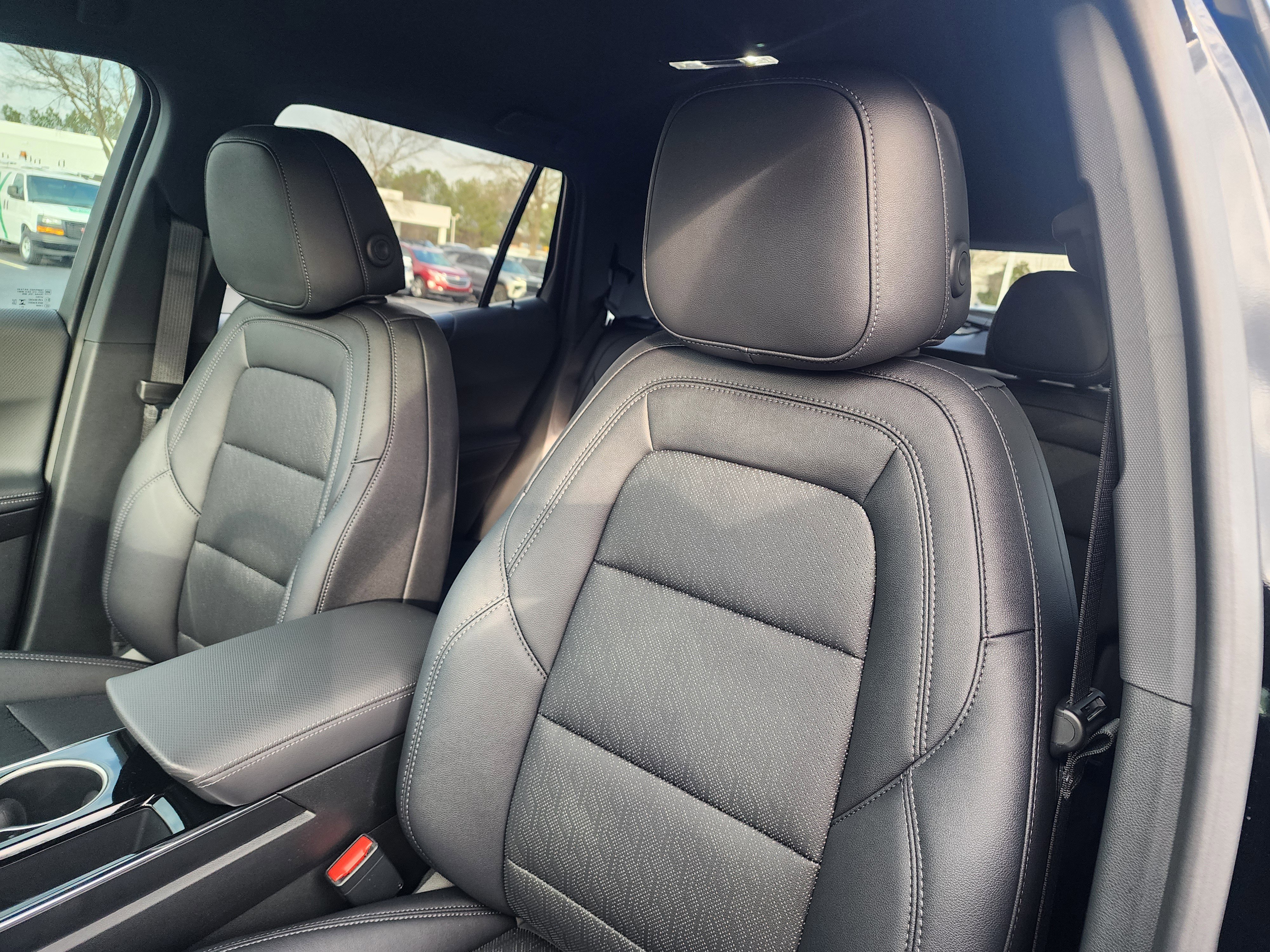 New 2026 Chevrolet Equinox LT w/ Convenience Package II image 21