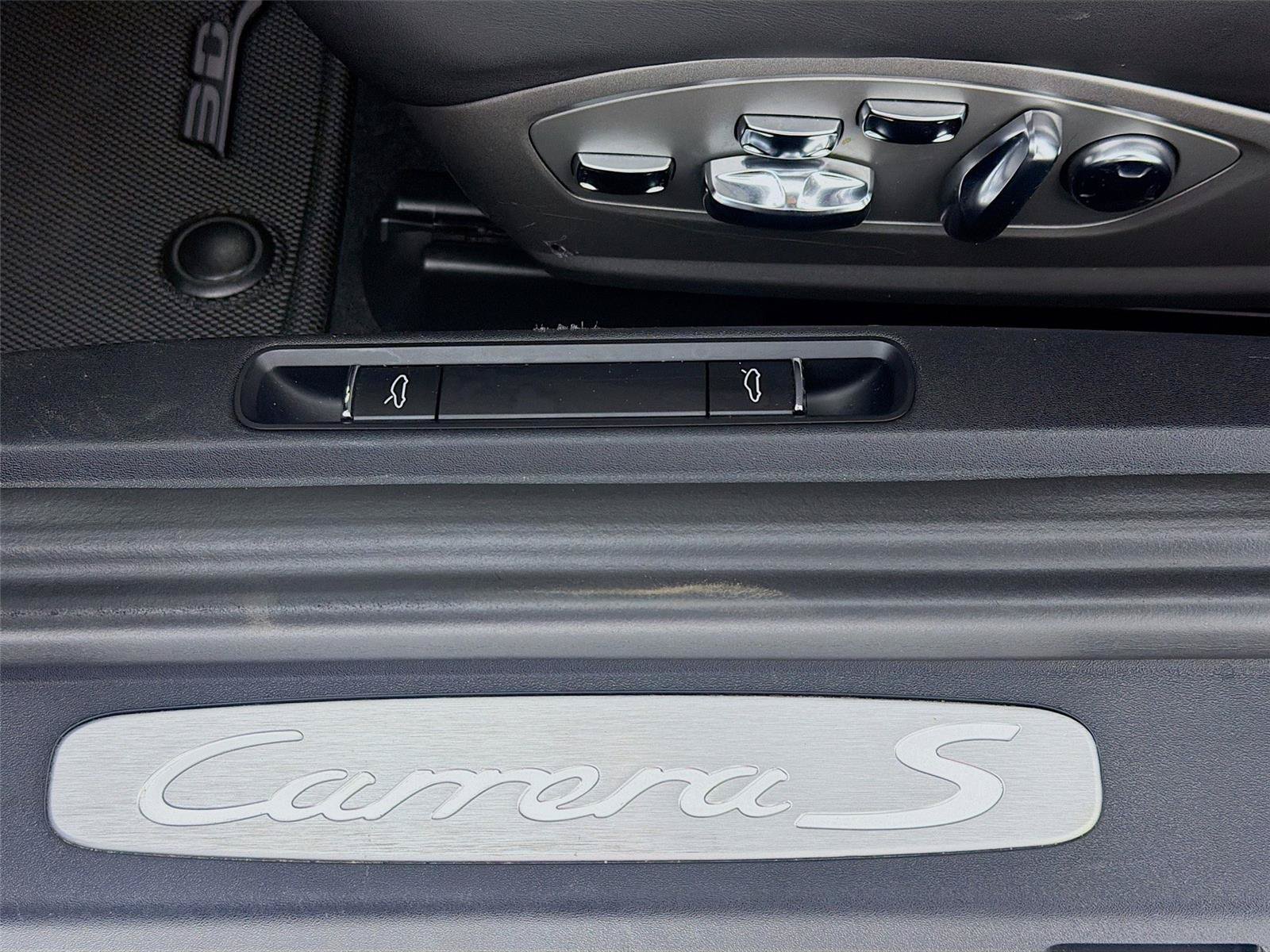 Used 2018 Porsche 911 Carrera S RWD image 15