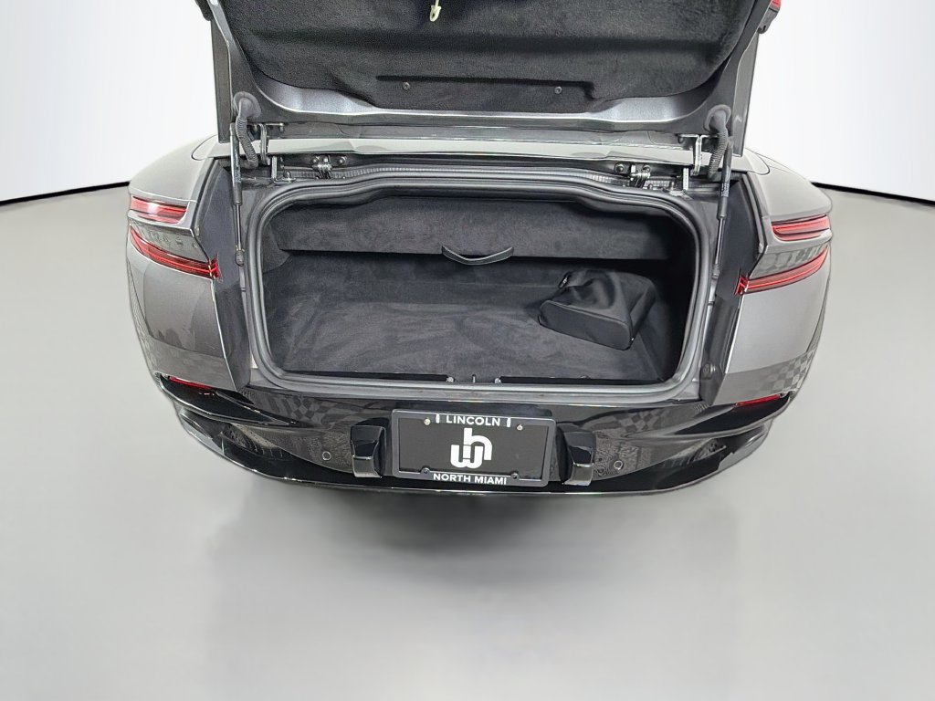 Used 2020 Aston Martin DB11 Volante RWD image 24