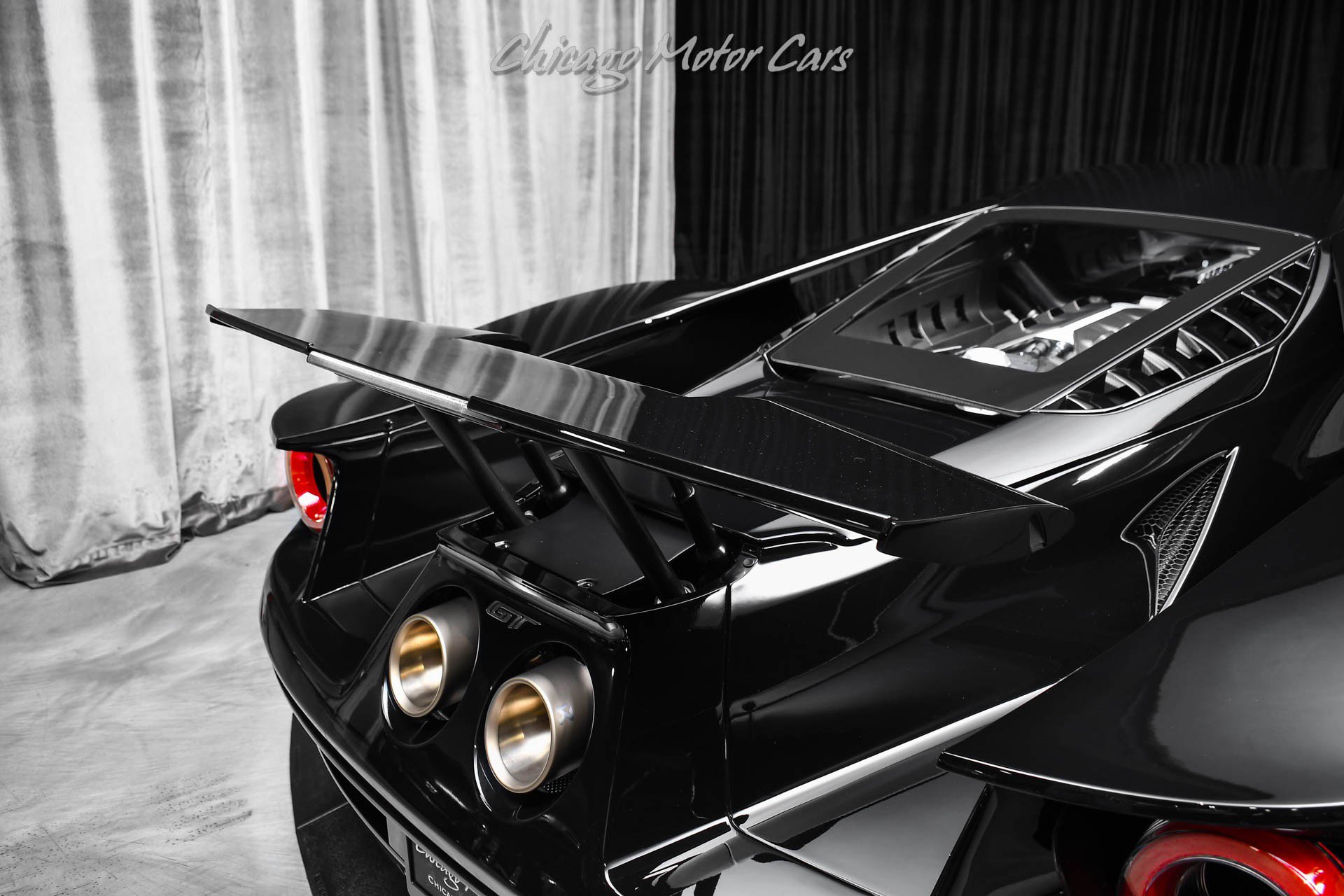 Used 2021 Ford GT RWD image 35