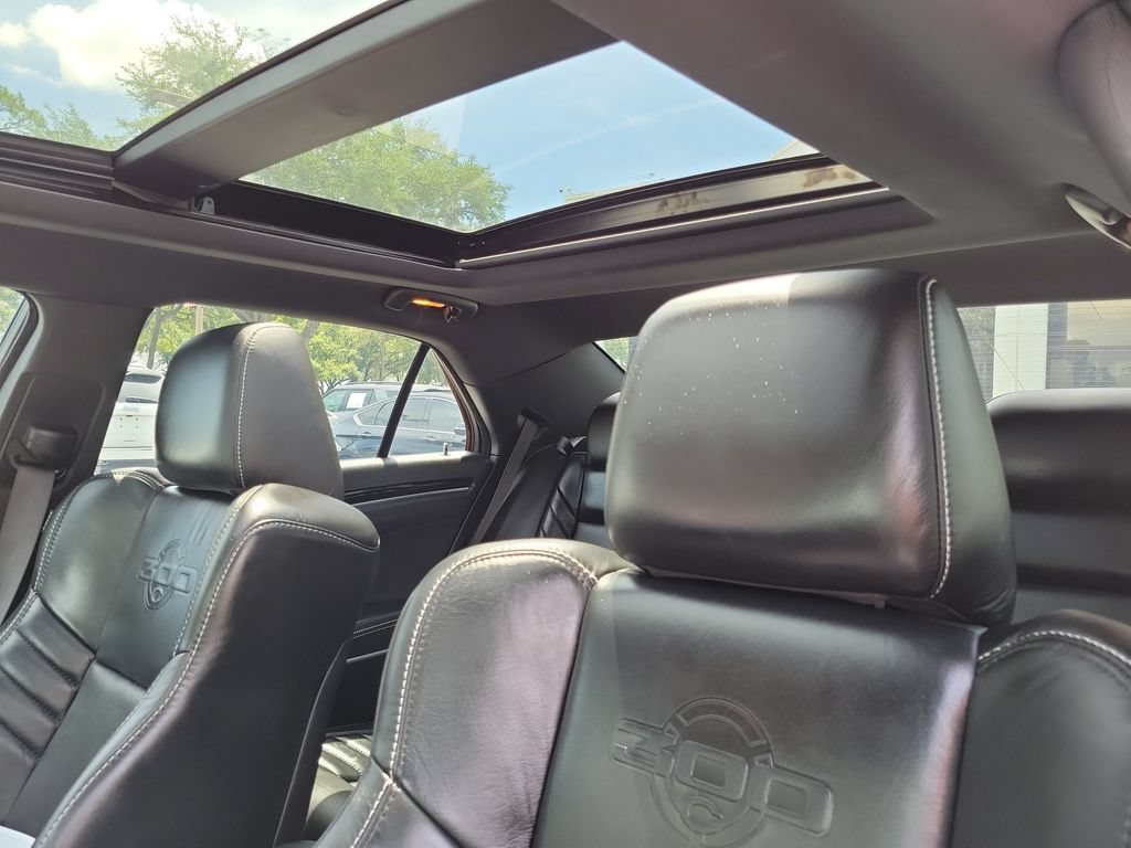 Used 2023 Chrysler 300 C RWD image 22