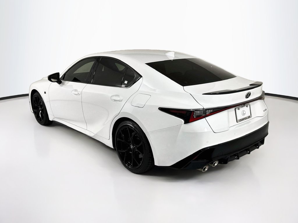 Used 2025 Lexus IS 500 RWD image 7