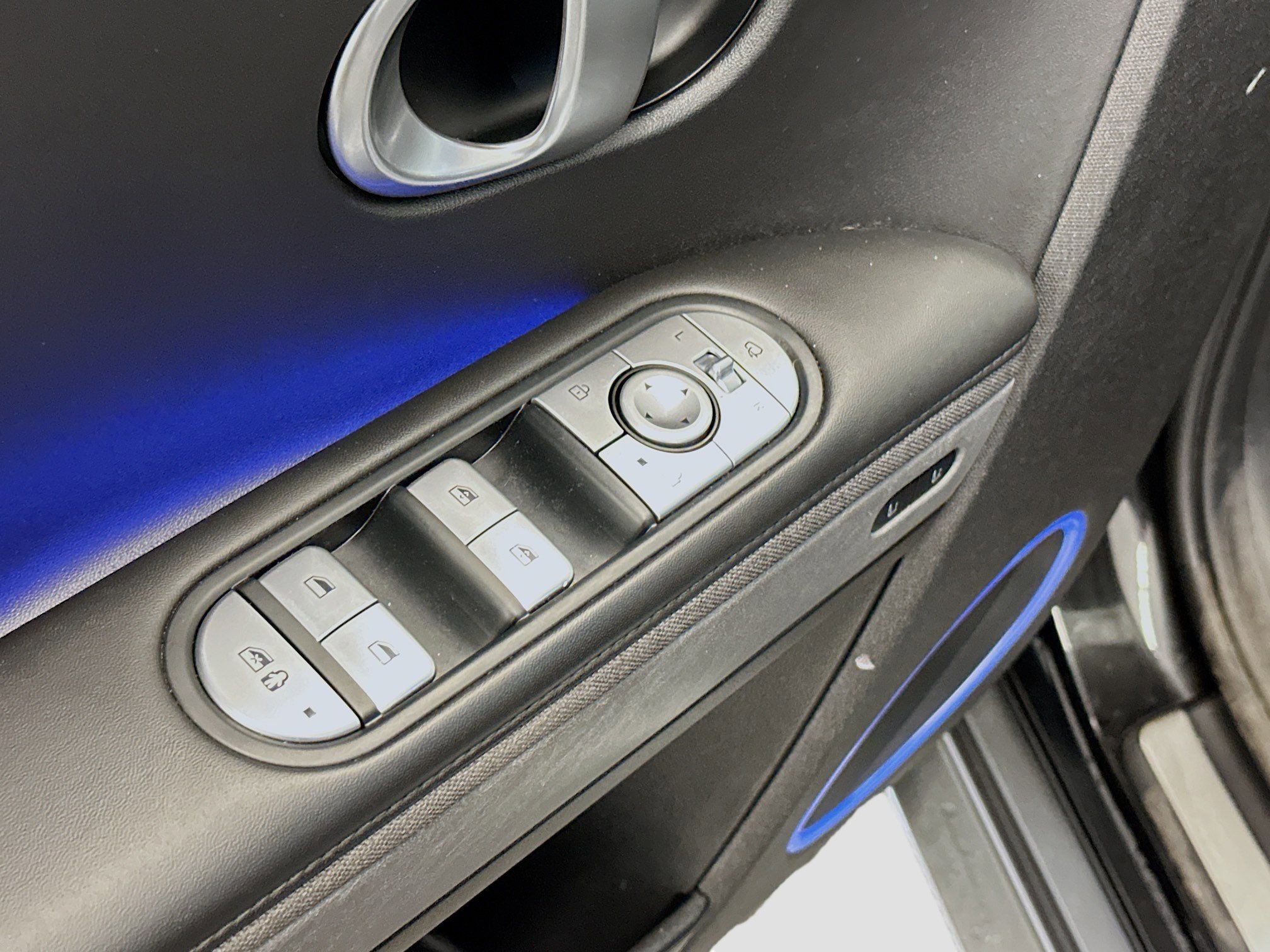 Used 2024 Hyundai Ioniq 5 Limited image 15