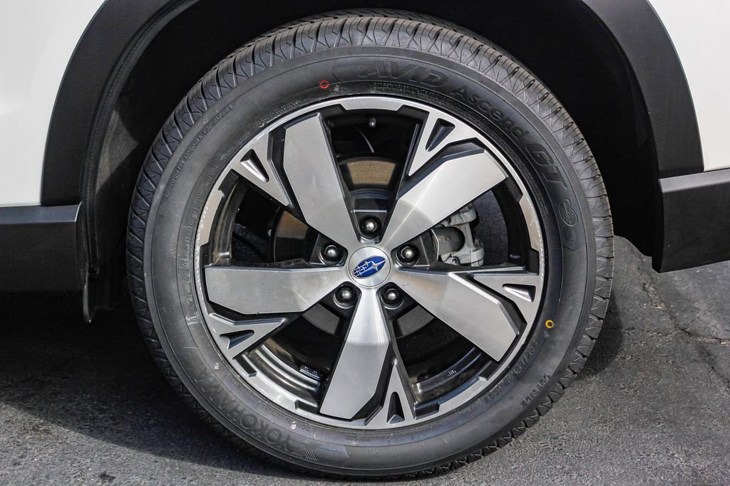 Used 2019 Subaru Forester Touring image 12