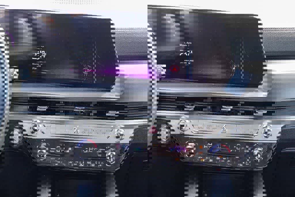 Certified 2023 Kia Telluride LX image 12