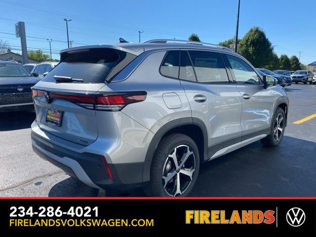 New 2025 Volkswagen Tiguan SE image 9