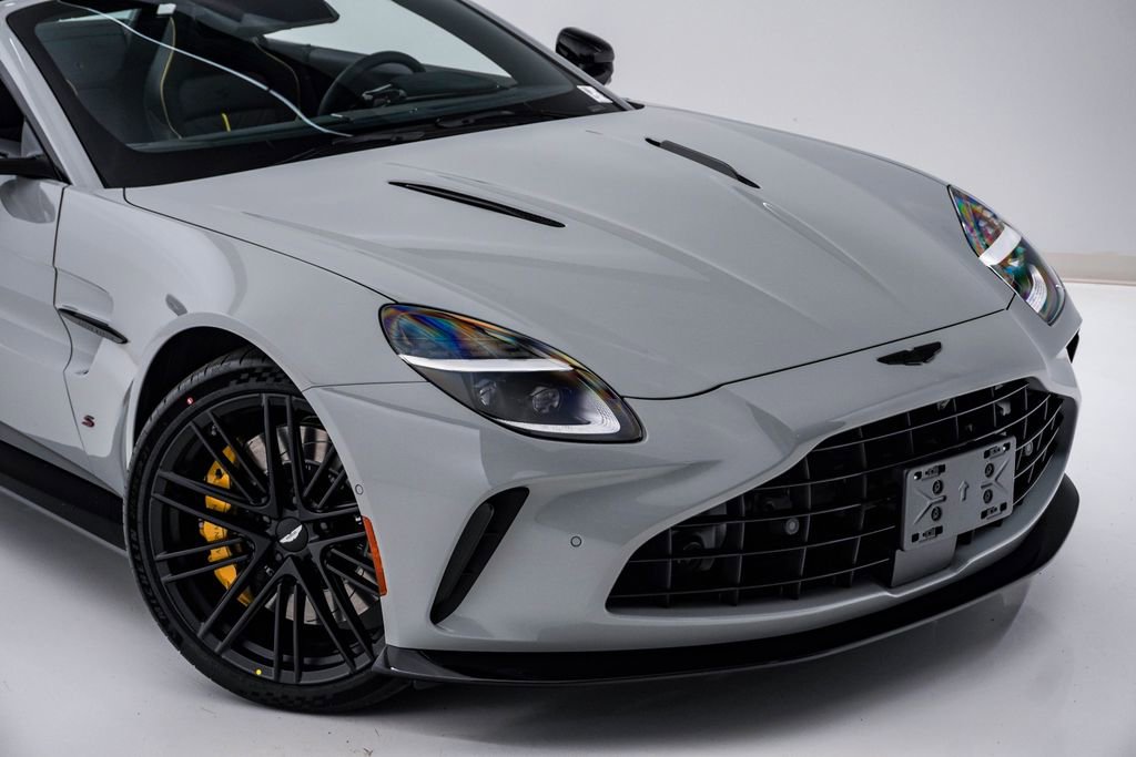 New 2026 Aston Martin V8 Vantage S image 4