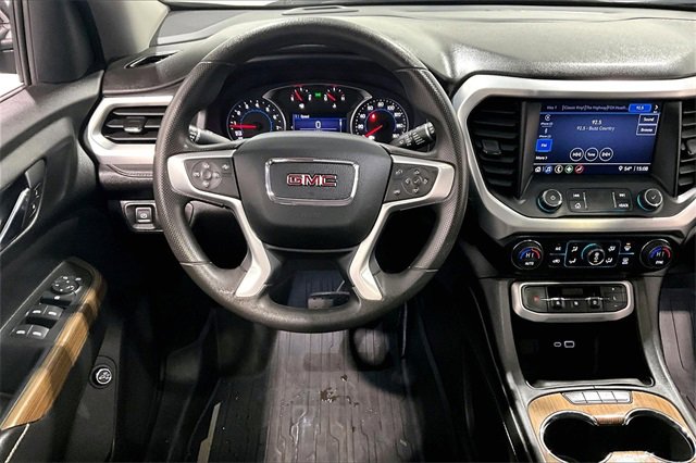 Used 2023 GMC Acadia SLE w/ LPO, Black Accent Package image 8