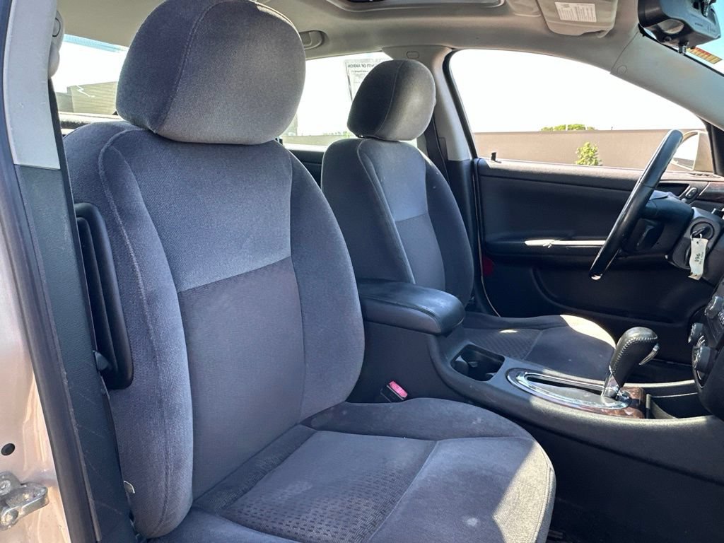 Used 2012 Chevrolet Impala LT w/ LT Sunroof Package FWD image 21