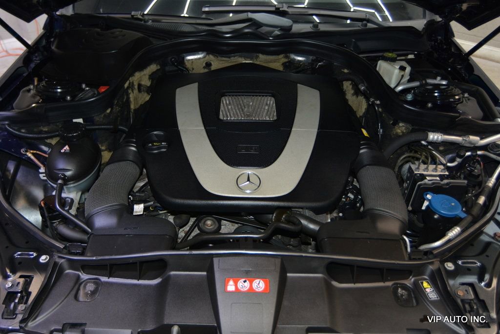 Used 2010 Mercedes-Benz E 350 4MATIC Sedan image 34