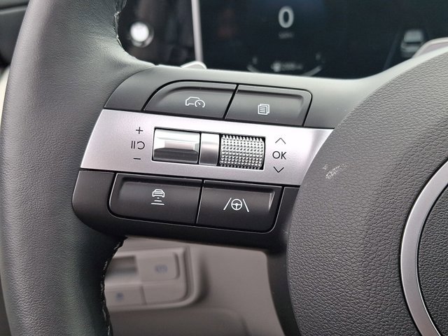 Used 2025 Hyundai Tucson Limited AWD/4WD image 22