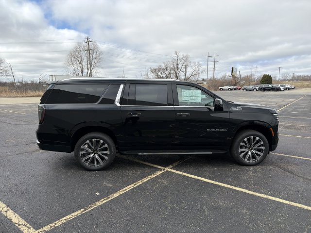 New 2026 Chevrolet Suburban High Country w/ Sun And Tow Package AWD/4WD image 7