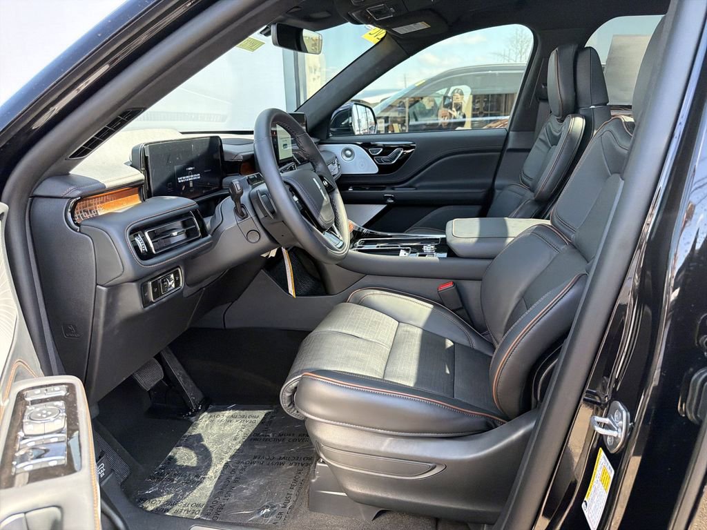 New 2026 Lincoln Aviator Black Label image 5