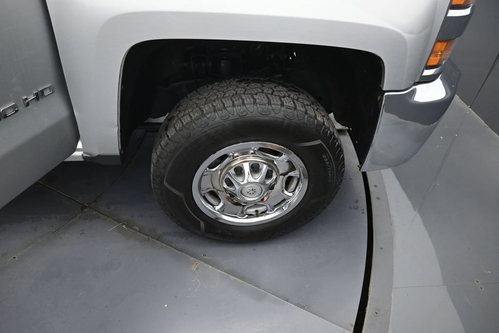 Used 2017 Chevrolet Silverado 2500 W/T AWD/4WD image 29