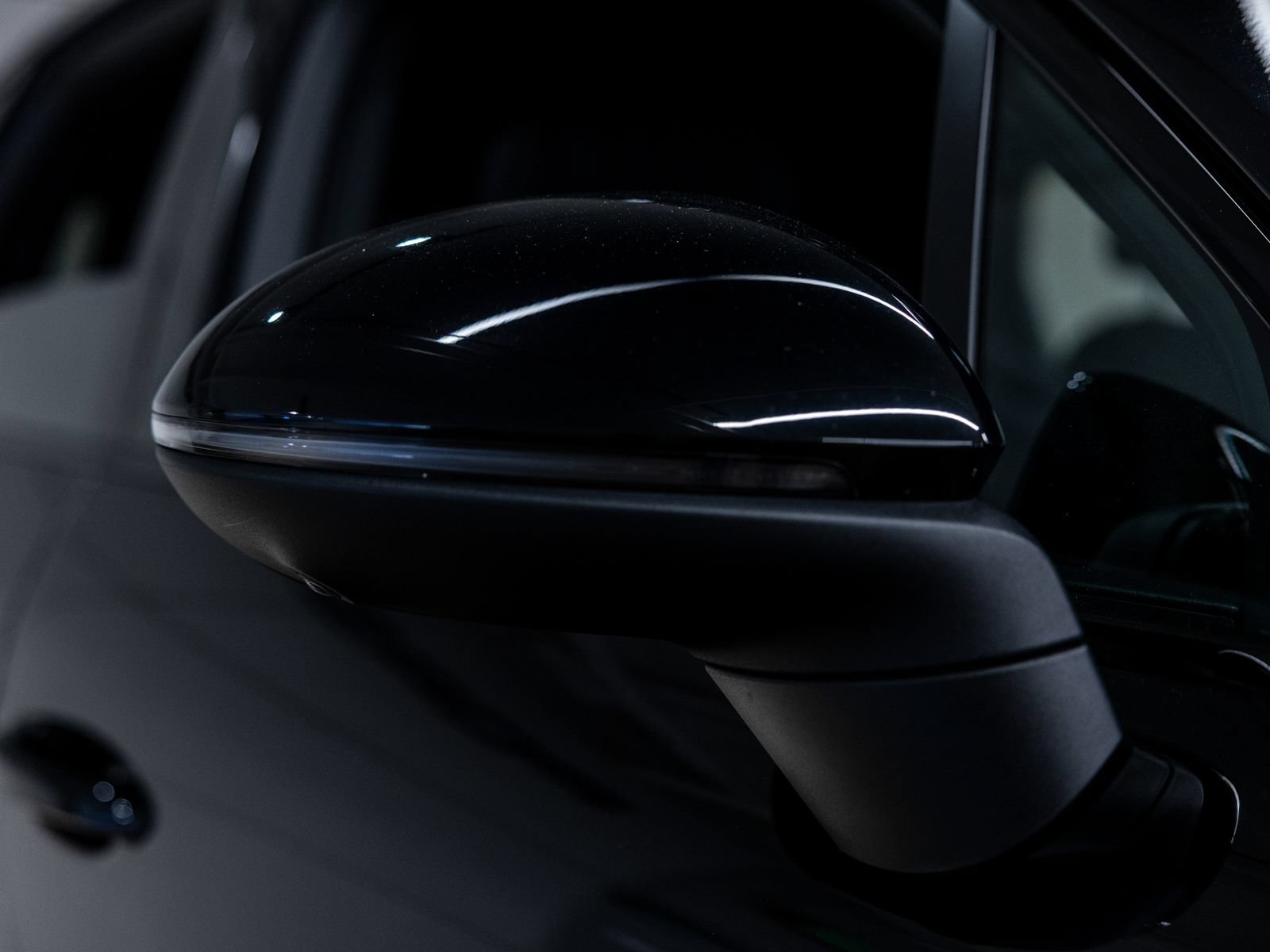 Certified 2023 Porsche Cayenne AWD/4WD image 13