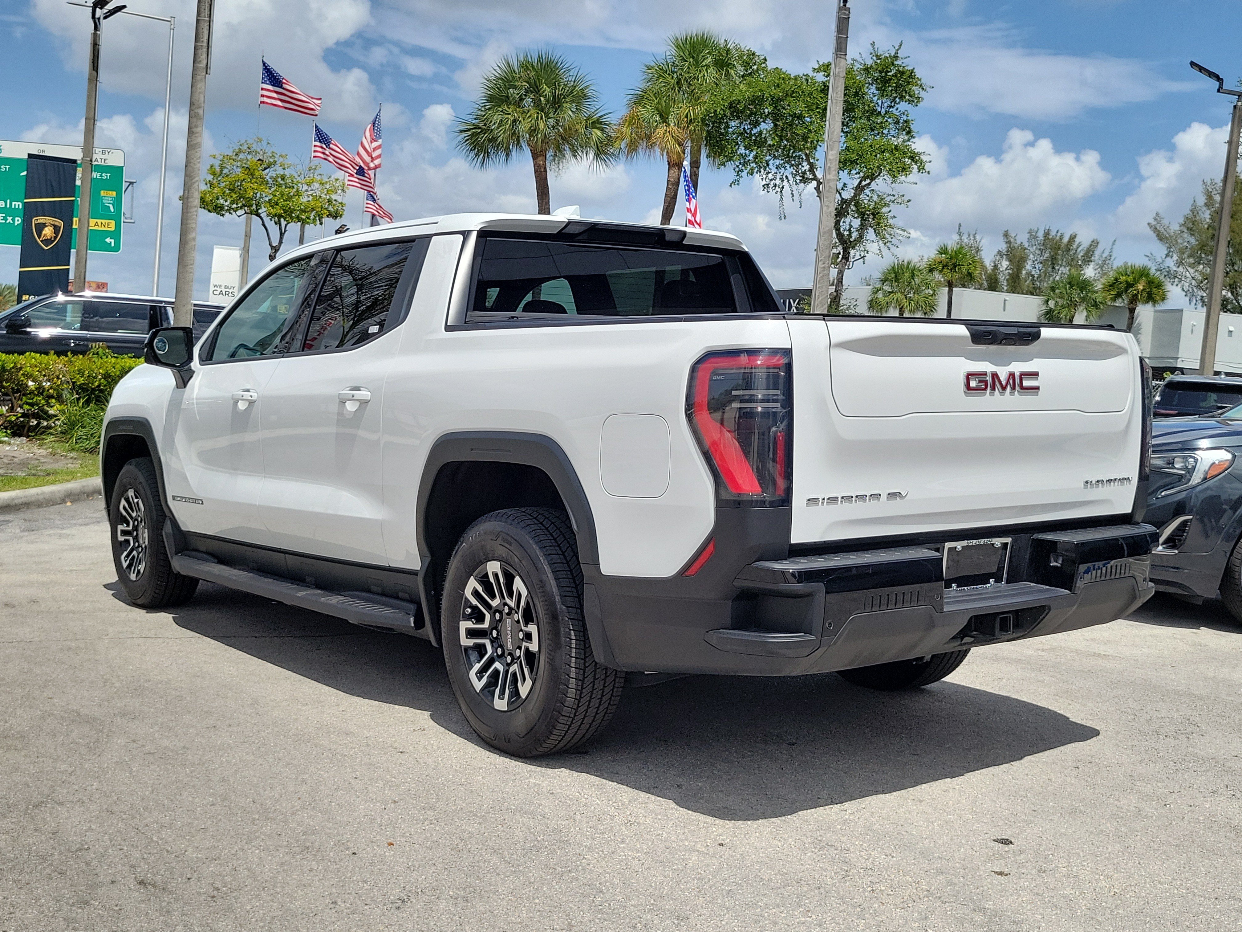 Used 2026 GMC Sierra EV Elevation AWD/4WD image 7